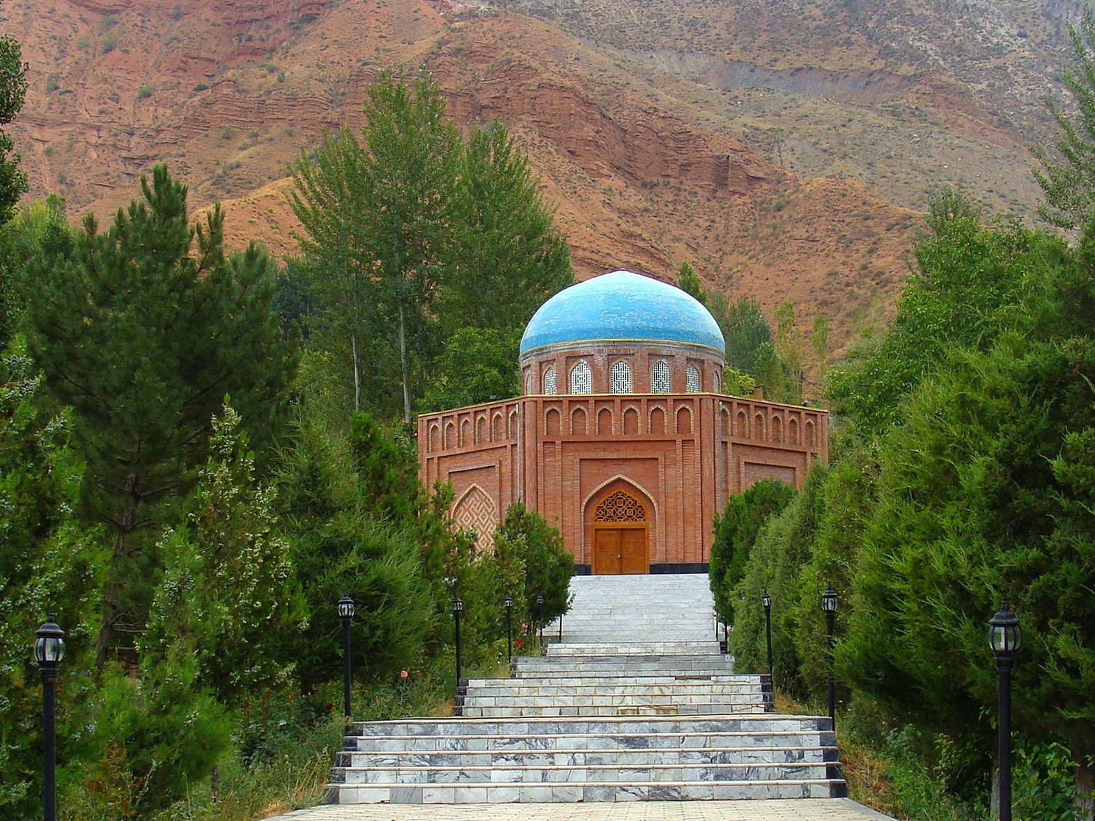 آرامگاه رودکی سمرقندی در تاجیکستان آرامگاه رودکی سمرقندی در تاجیکستان