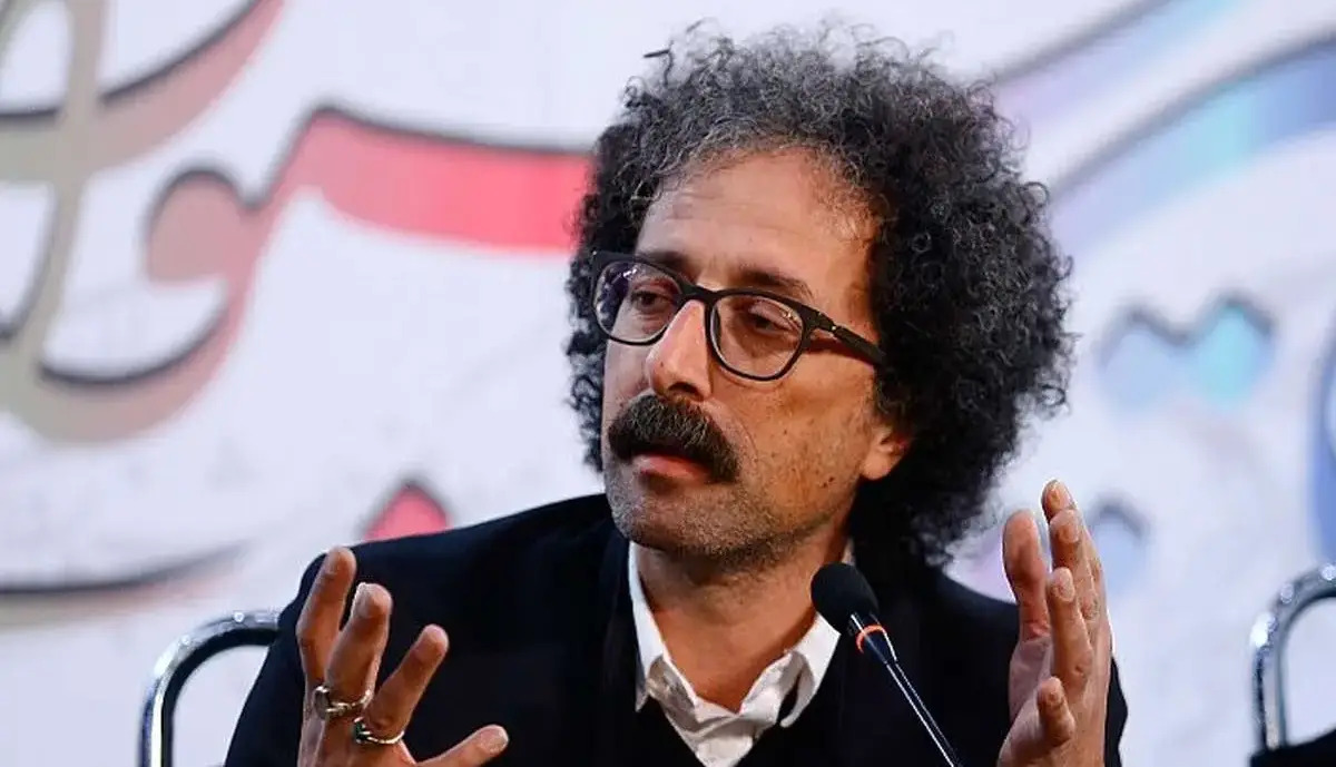 «بابک خواجه پاشا»، کارگردان، فیلمنامهنویس و بازیگر ایرانی «بابک خواجه پاشا»، کارگردان، فیلمنامهنویس و بازیگر ایرانی