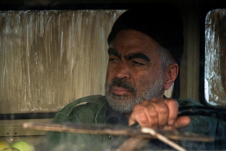 نقش‌آفرینی «سروش صحت» در فیلم «پل»، ساختۀ «محمد عسگری»