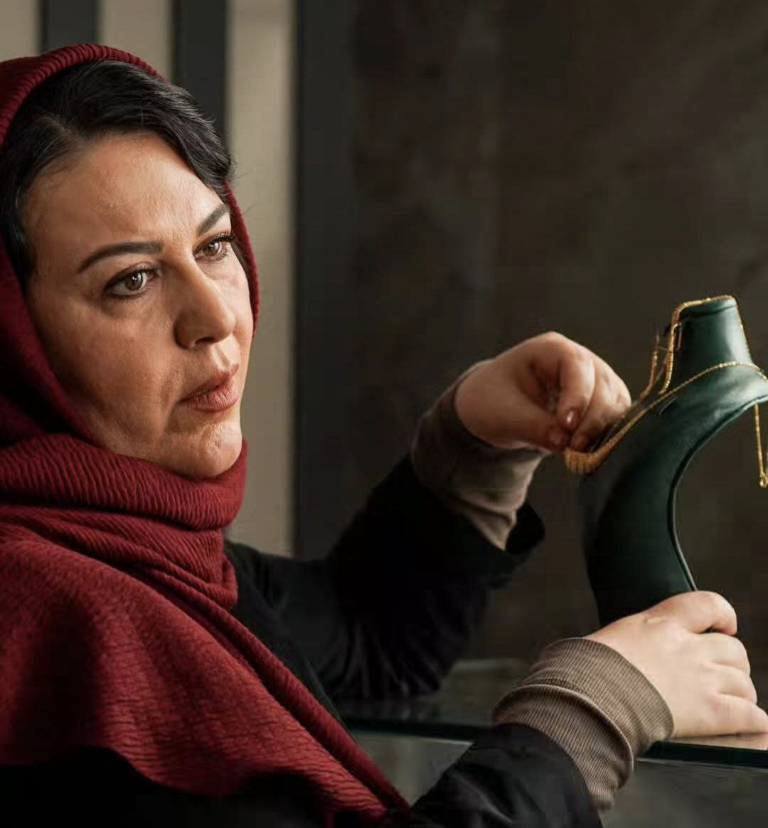 سکانسی از فیلم سینمایی «سقف» ساختۀ «اسماعیل امینی»