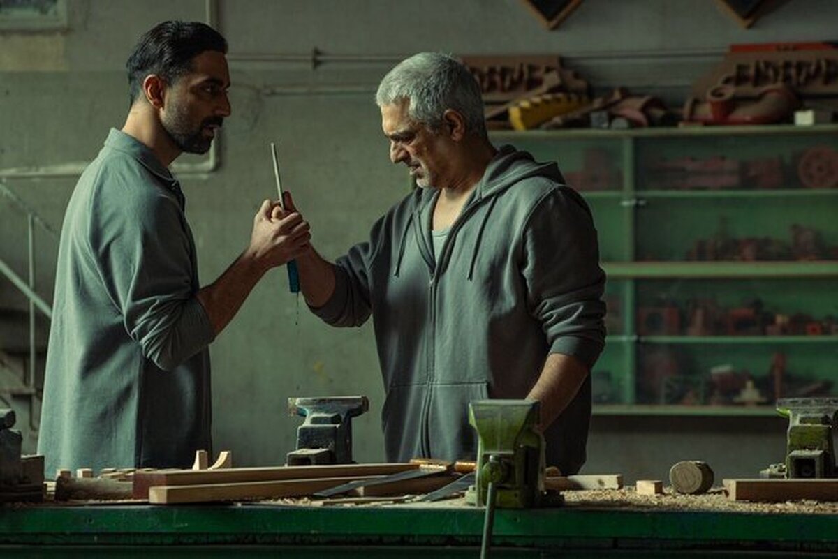 صحنه‌ای از فیلم «پروانه»، ساختۀ «محمد برزویی‌پور»