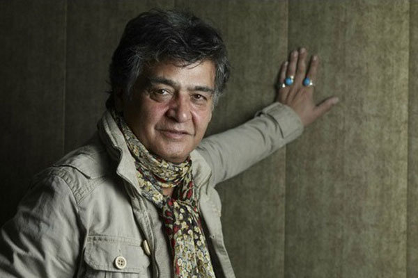 «رضا رویگری»، بازیگر سینما، تلویزیون، تئاتر و خواننده اهل ایران