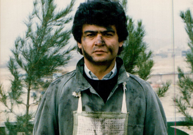 «رضا رویگری» در فیلم سینمایی «اجاره‌نشین‌ها» به کارگردانی «داریوش مهرجویی»