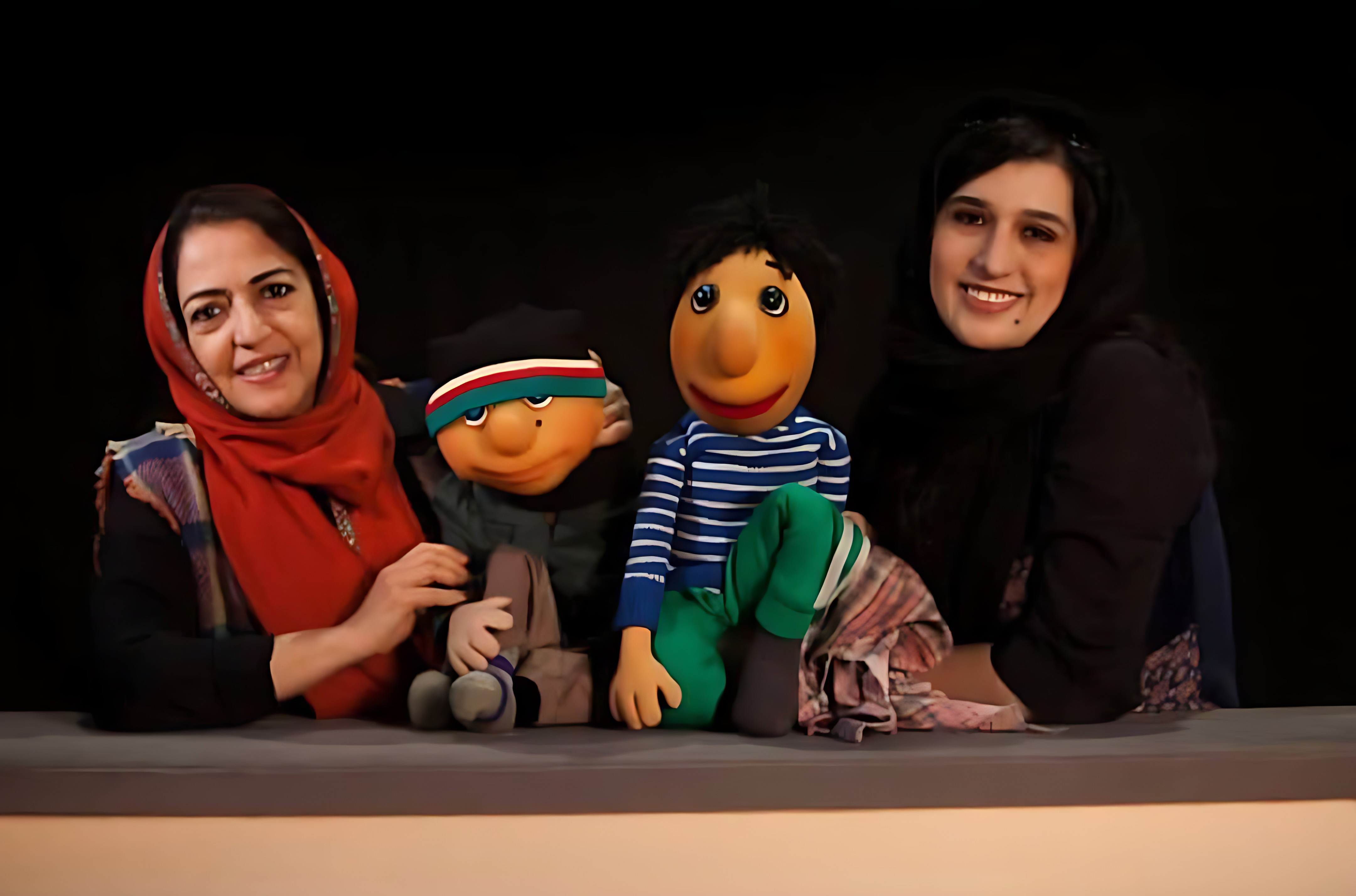 عروسک‌گردان‌های کلاه قرمزی و پسرخاله