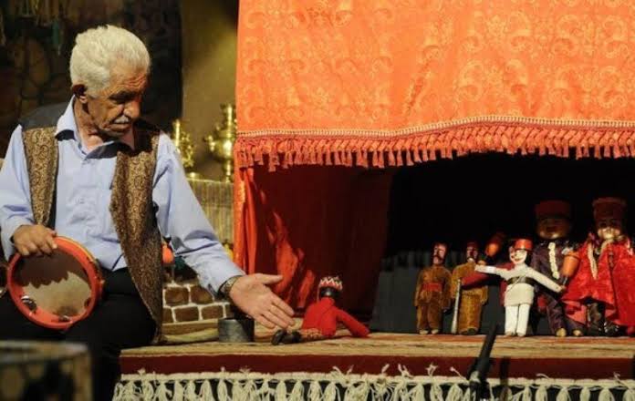 خیمه شببازی از آیینهای کهن شب یلدا خیمه شببازی از آیینهای کهن شب یلدا